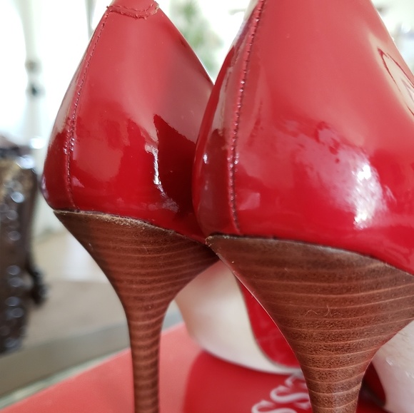 BLACK FRIDAY ONLY Guess heels - Picture 5 of 8